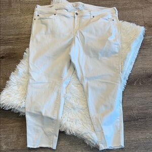 Torrid White Boyfriend Crop Jeans - Size 22